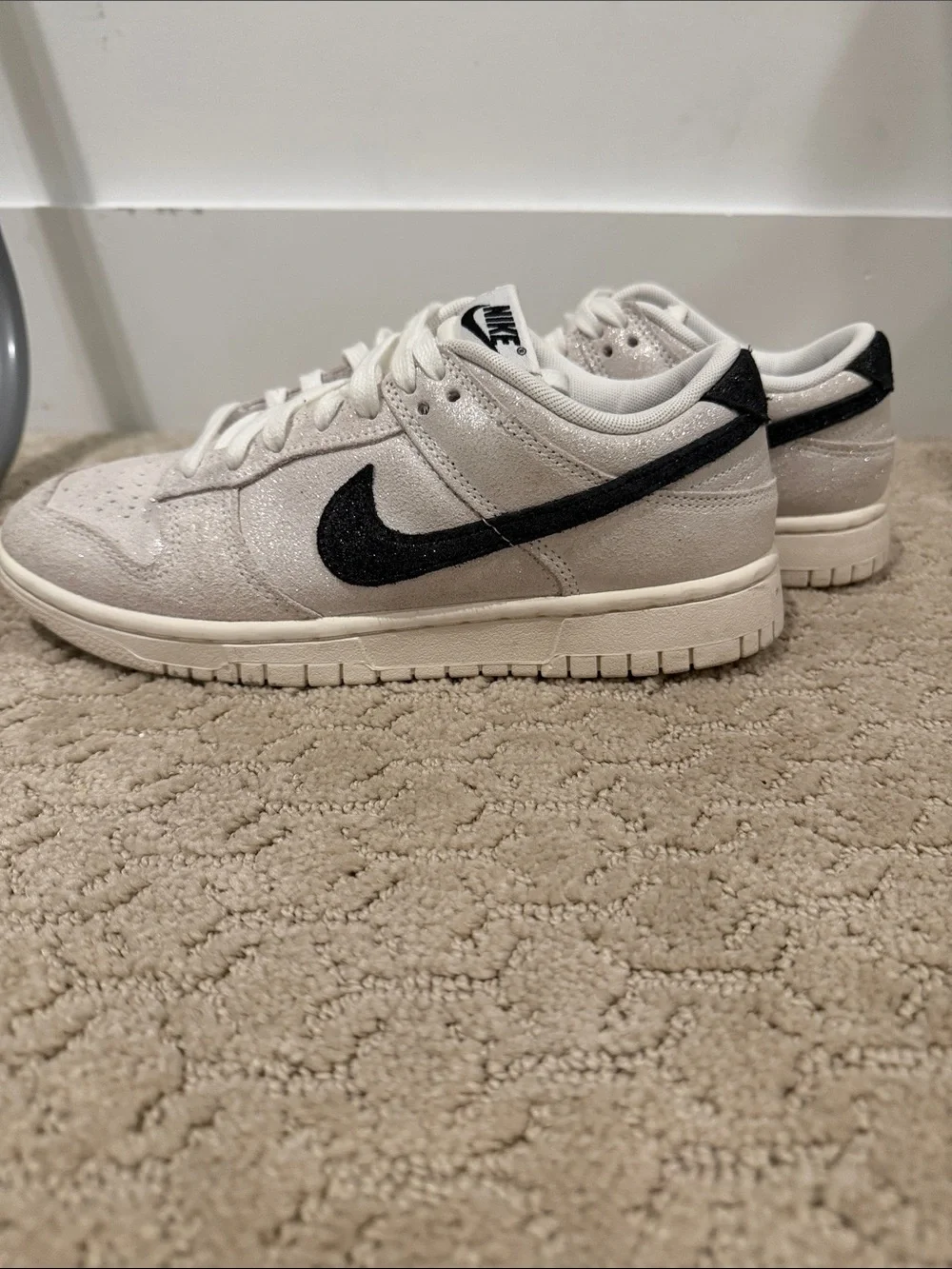 Nike Low Dunk- white glittery suede